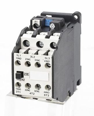 20A 30A 55A Alçak Gerilim 3 Kutuplu AC Kontaktör 2NO 2NK IEC60947